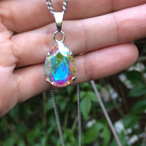 Aurora Borealis Pear Crystal Necklace - Picture 3 of 10